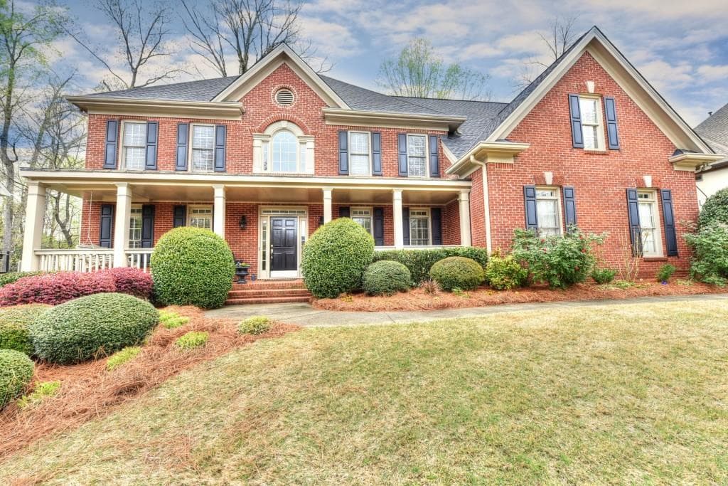 5 bedroom, 4,847 sq ft single family residence sold at 4050 Homestead Ridge Drive, Cumming, GA 30041
