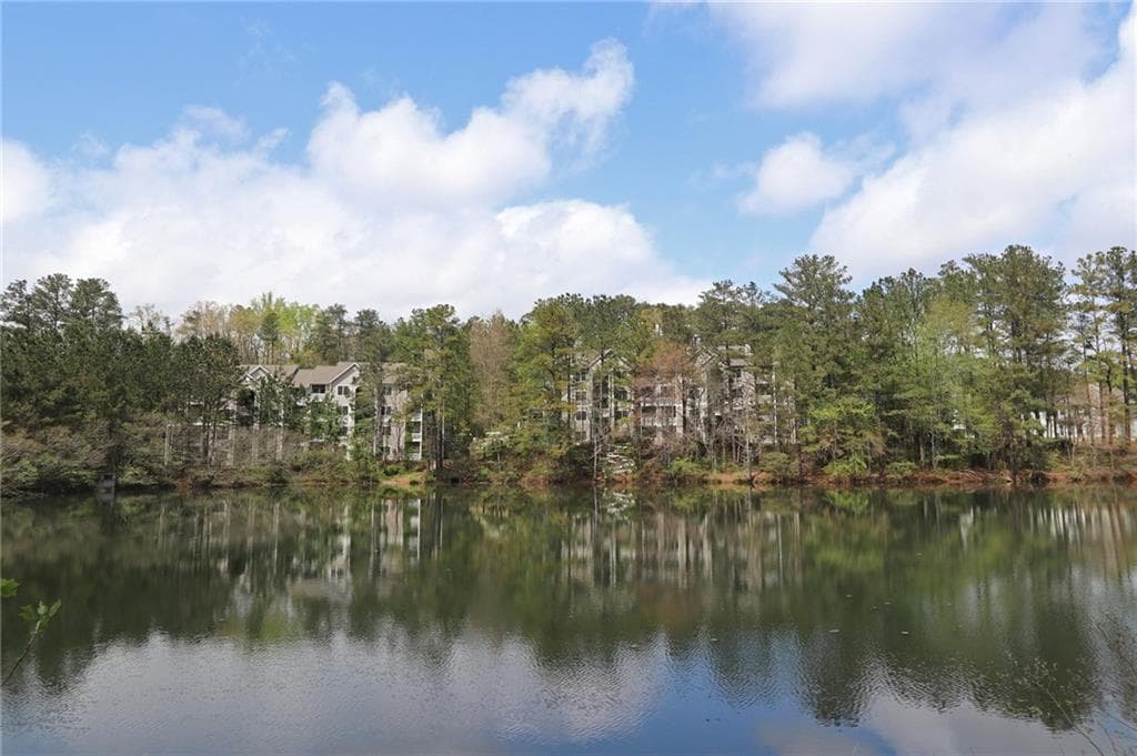 5 bedroom, 3,981 sq ft single family residence sold at 143 Parkstone Way, Marietta, GA 30066