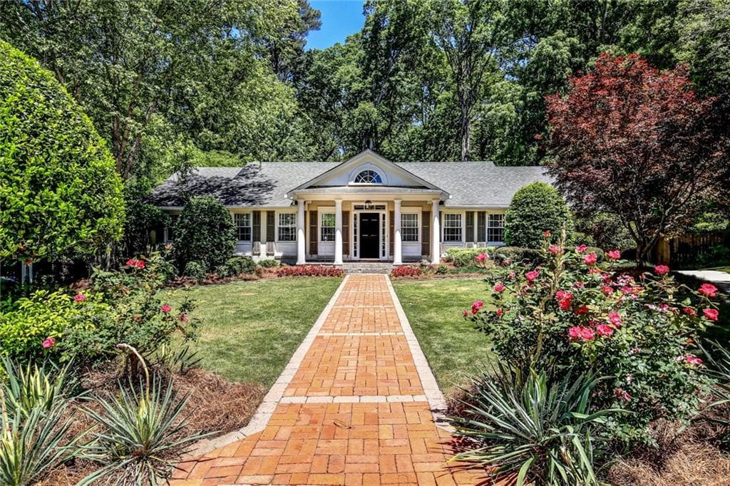 5 bedroom single family residence sold at 2548 Sharondale Court, Atlanta, GA 30305