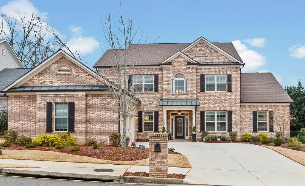 4 bedroom, 3,452 sq ft single family residence sold at 4035 Central Garden Drive, Smyrna, GA 30080