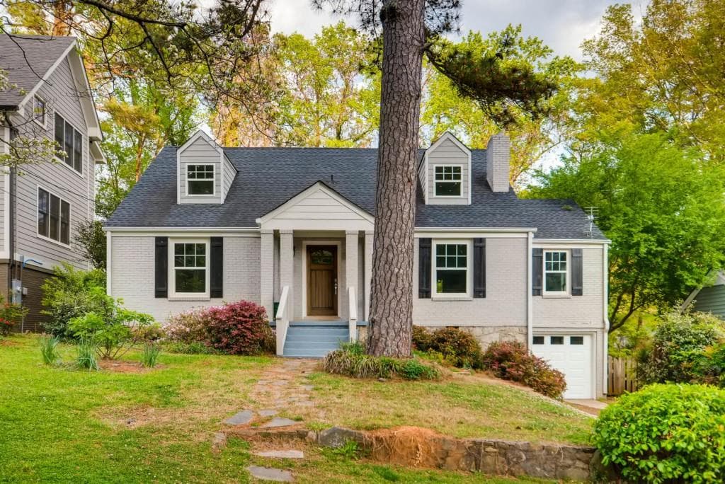 4 bedroom, 1,767 sq ft single family residence sold at 940 S McDonough Street, Decatur, GA 30030