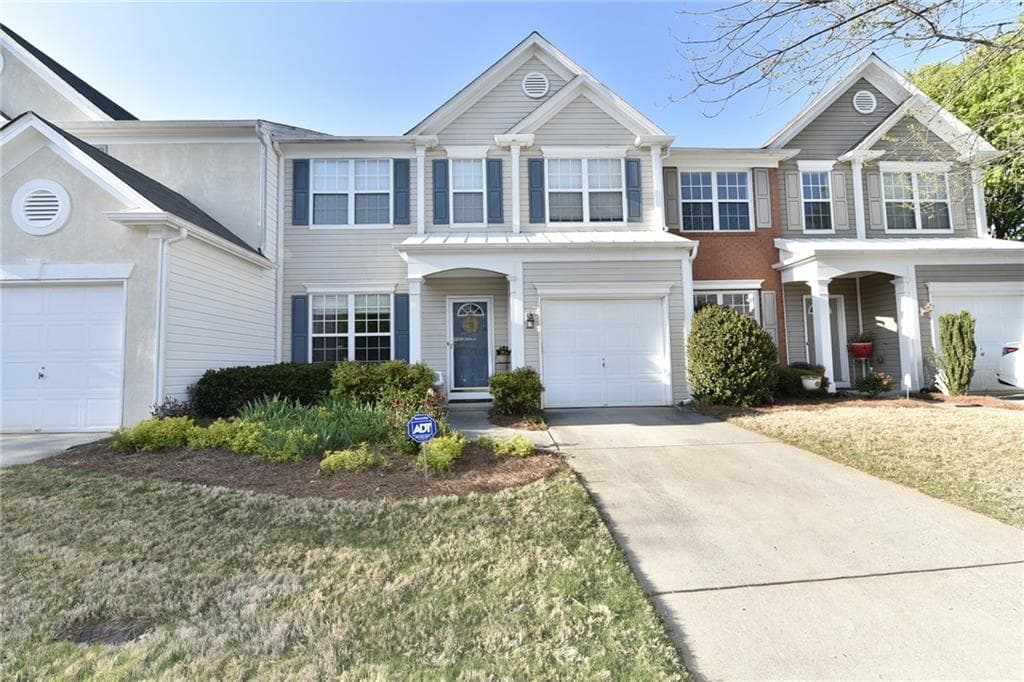 3 bedroom, 1,616 sq ft townhouse sold at 5004 Falling Water Terrace, Roswell, GA 30076