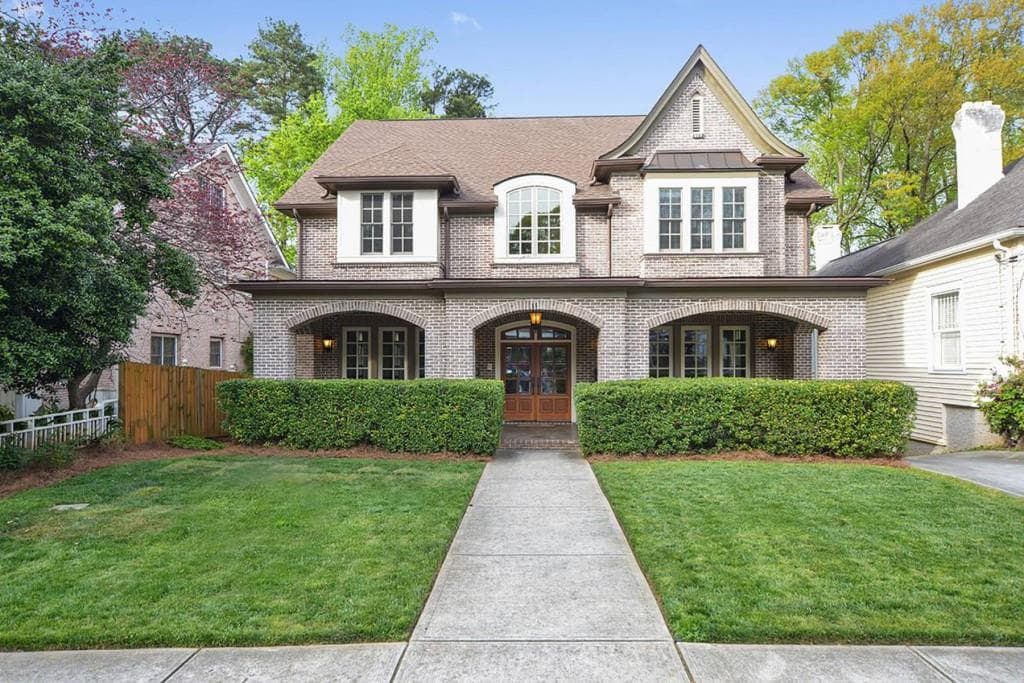 6 bedroom, 6,364 sq ft single family residence sold at 55 Avery Drive, Atlanta, GA 30309