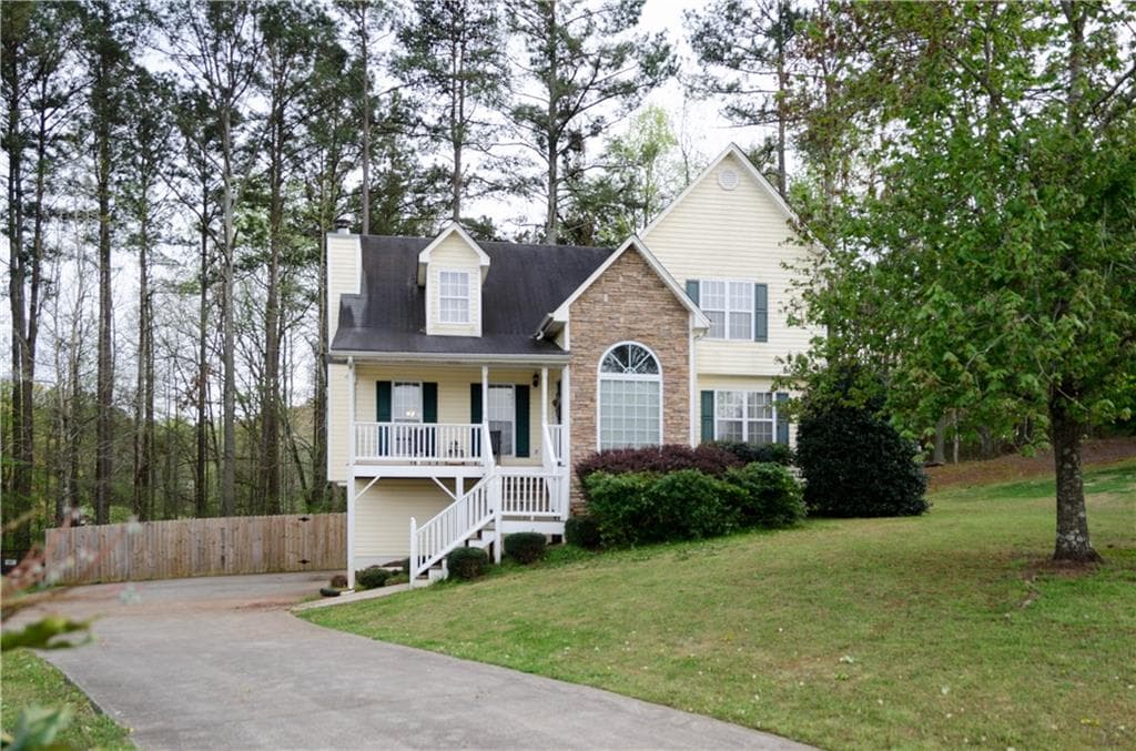 4 bedroom, 1,882 sq ft single family residence sold at 51 Mustang Way, Dallas, GA 30157
