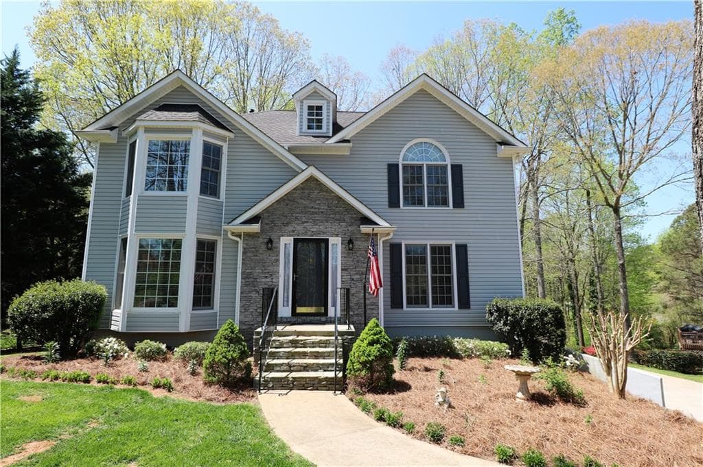 4 bedroom single family residence sold at 8010 Wynfield Drive, Cumming, GA 30040