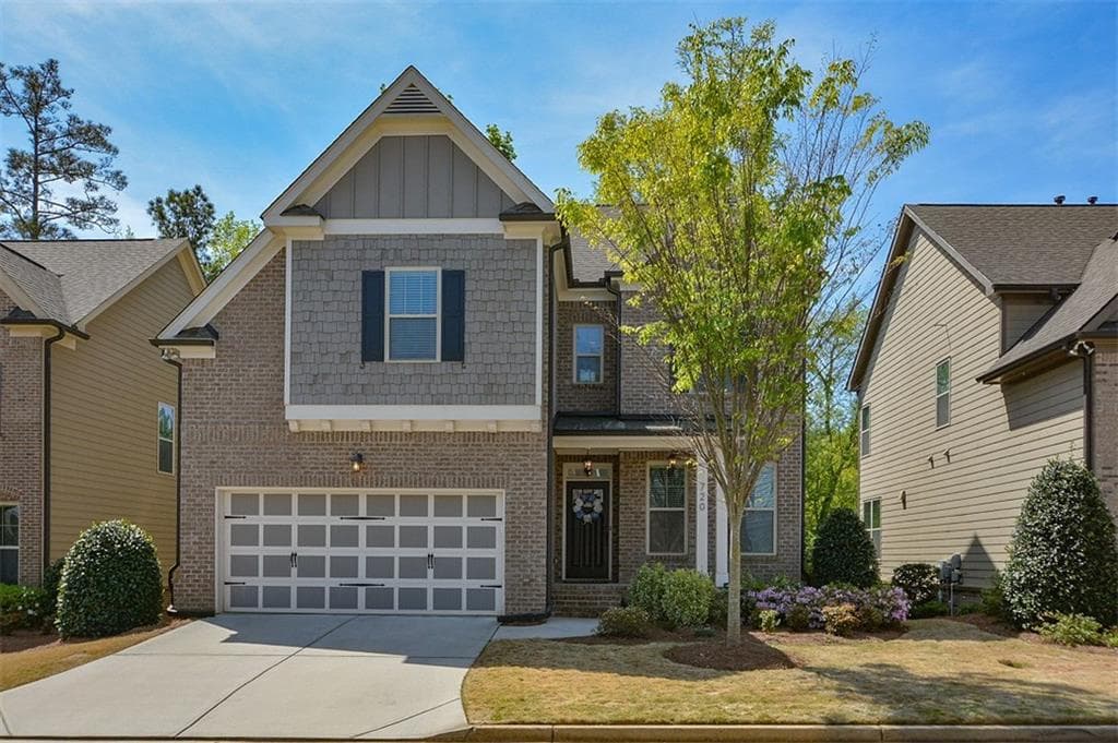 4 bedroom, 2,743 sq ft single family residence sold at 720 Park Manor Drive, Smyrna, GA 30082