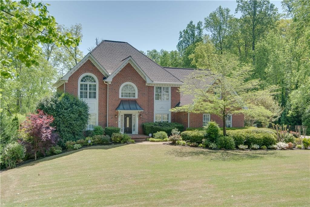 5 bedroom single family residence sold at 5502 Oakwood Drive, Smoke Rise, GA 30087