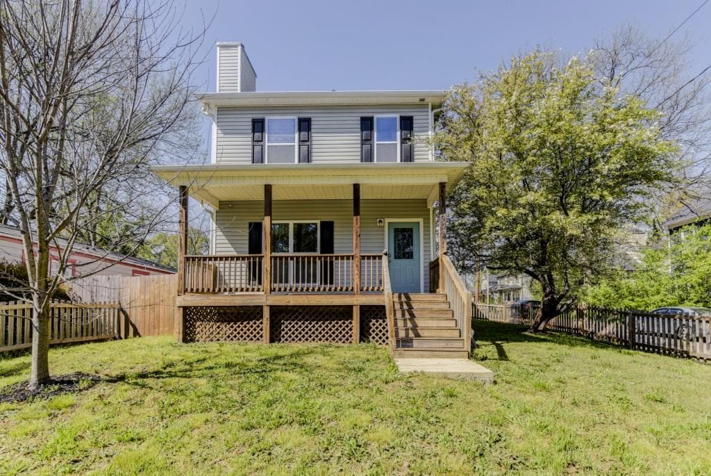 3 bedroom, 1,480 sq ft single family residence sold at 1902 Memorial Drive, Atlanta, GA 30317