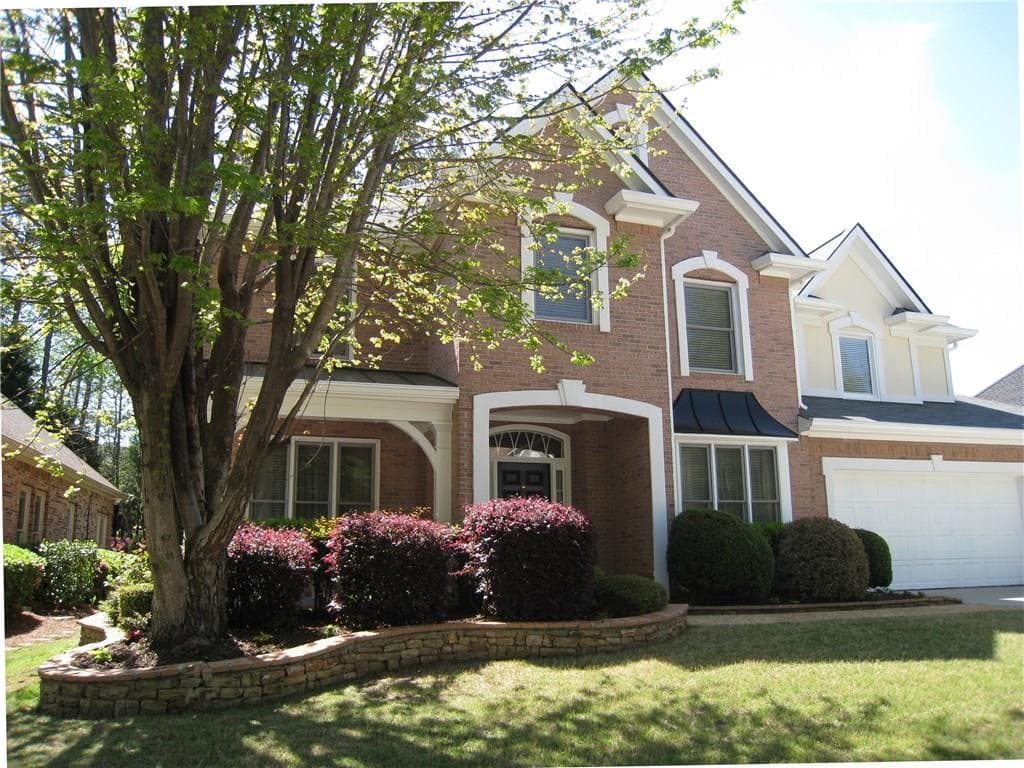 4 bedroom single family residence sold at 1055 Beacon Hill Crossing, Alpharetta, GA 30005