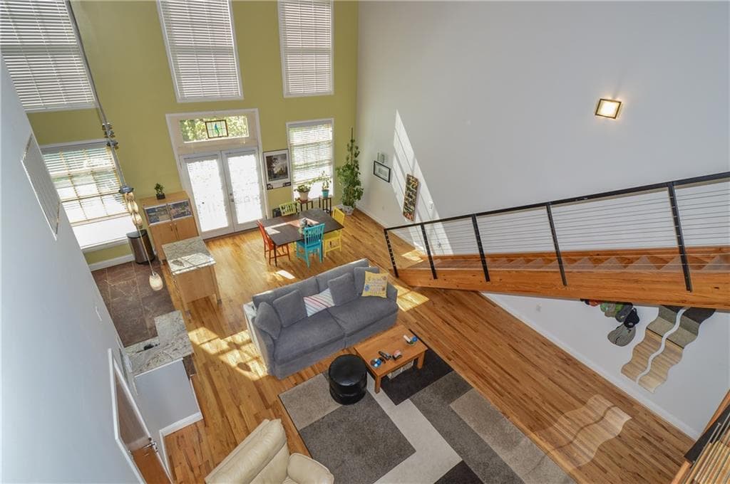 2 bedroom, 1,542 sq ft condominium sold at 1727 Liberty Lane, Roswell, GA 30075