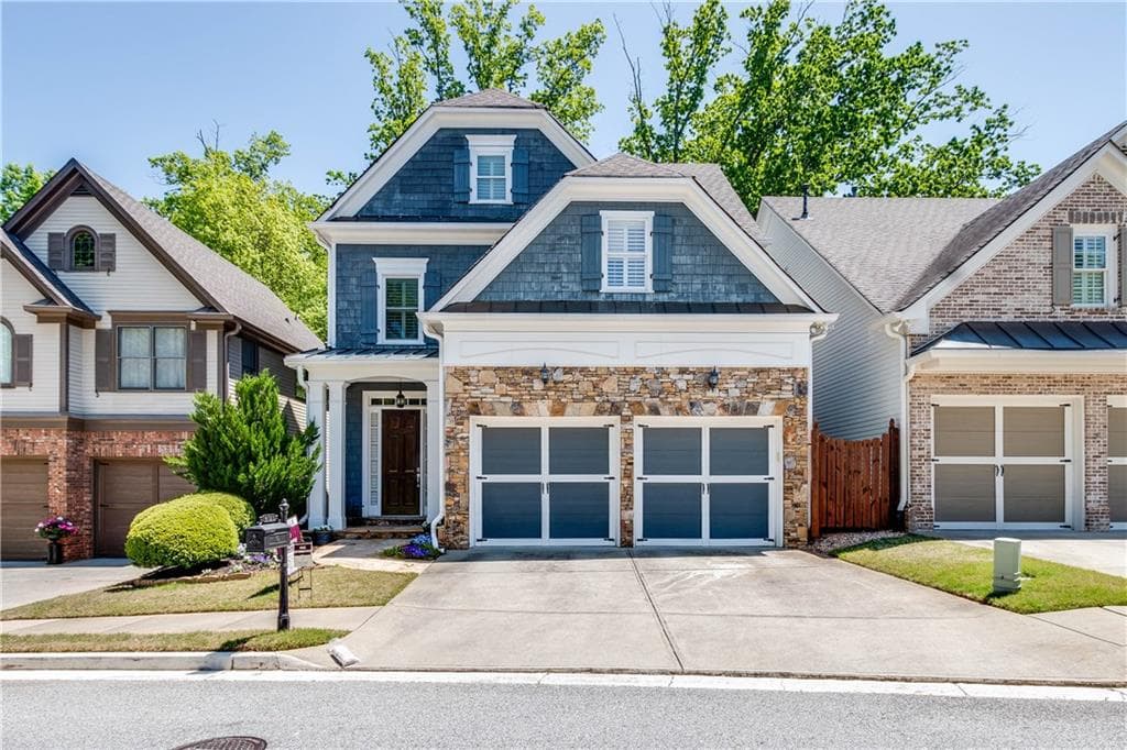 4 bedroom, 3,324 sq ft single family residence sold at 3727 Paces Park Circle, Smyrna, GA 30080