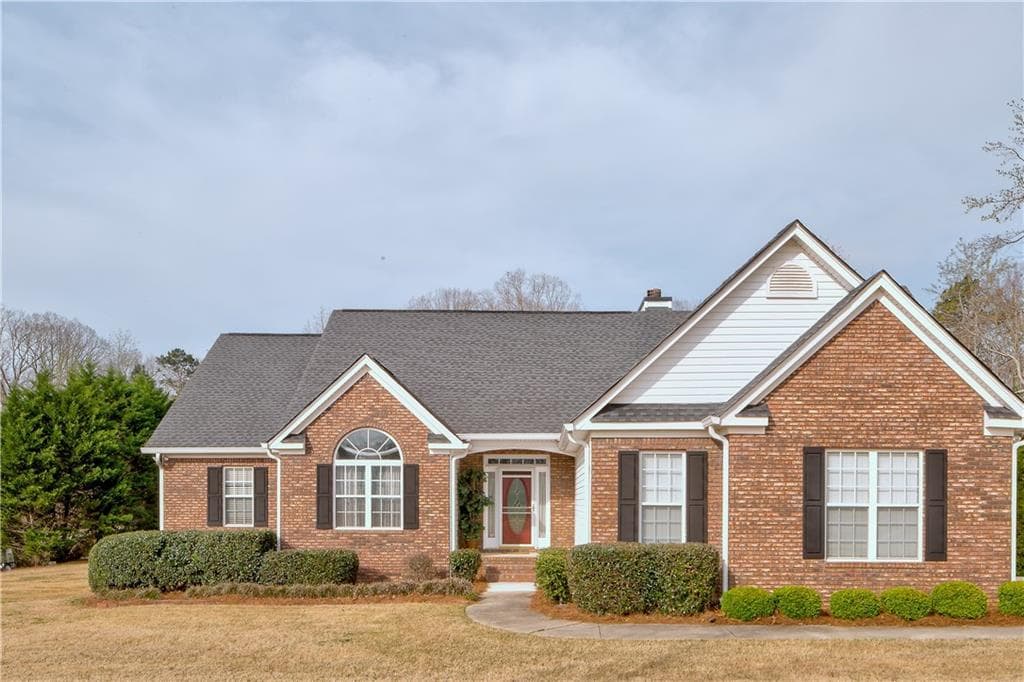 4 bedroom single family residence sold at 125 Etsel Lane, Braselton, GA 30517