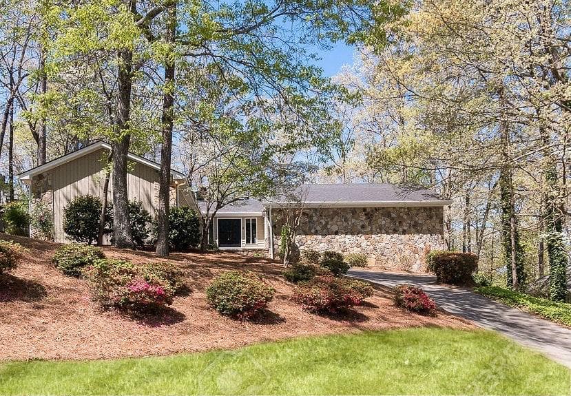 10270 Carleigh Lane, Roswell, GA 30076 — most recent listing photo