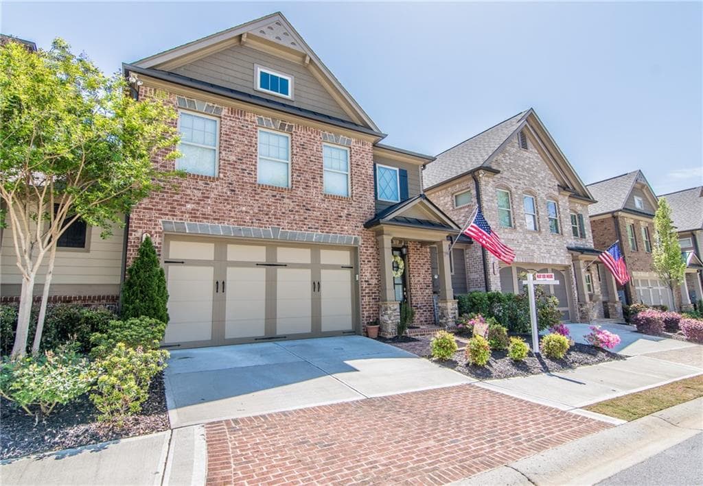 4 bedroom, 3,473 sq ft townhouse sold at 12707 Archmont Trace, Alpharetta, GA 30009