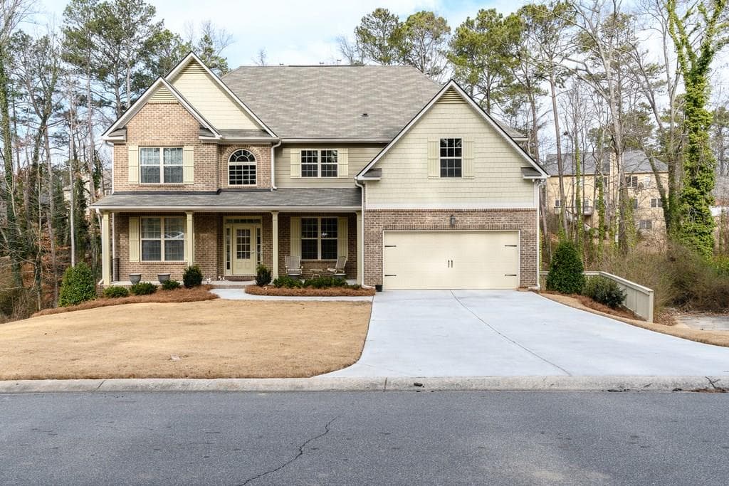 5 bedroom, 3,403 sq ft single family residence sold at 3203 HICKORY BLUFF Drive, Marietta, GA 30062