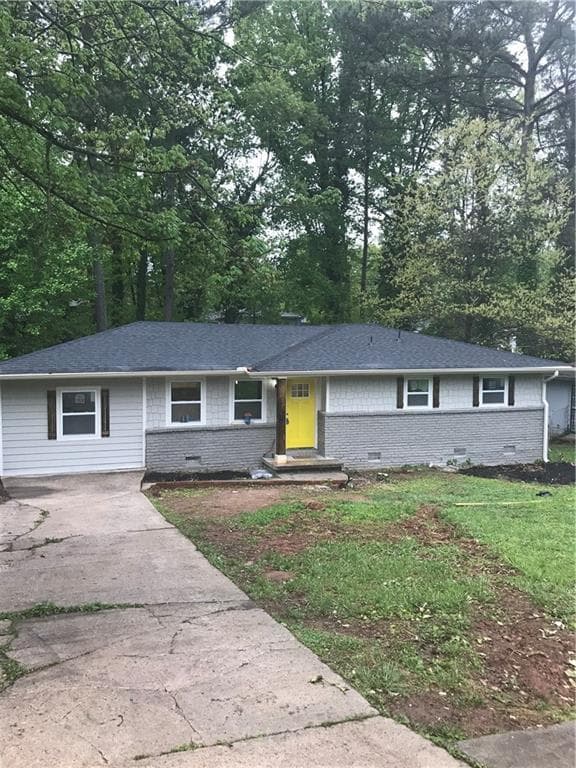 3 bedroom, 1,827 sq ft single family residence sold at 1955 Glenmar Drive, Decatur, GA 30032