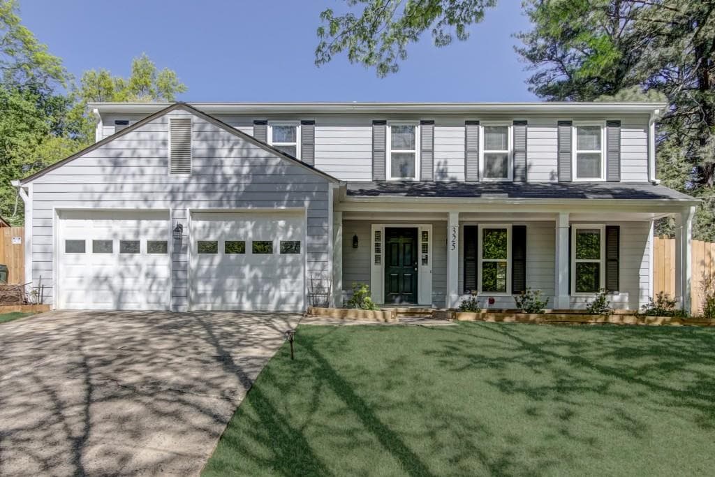 4 bedroom, 2,484 sq ft single family residence sold at 325 Ivy Mill Court, Roswell, GA 30076