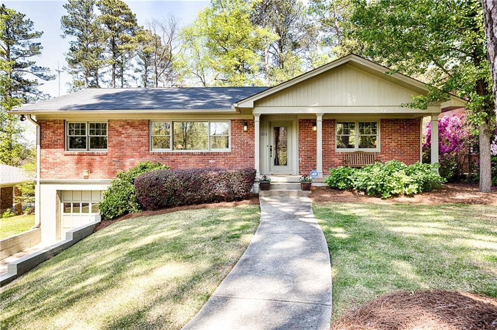 3 bedroom, 1,770 sq ft single family residence sold at 1212 Poplar Grove Drive, Atlanta, GA 30306