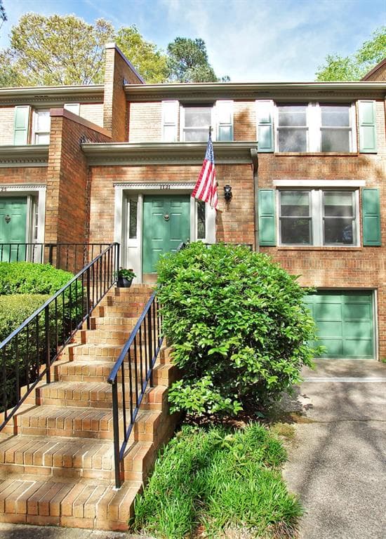 2 bedroom, 1,459 sq ft townhouse sold at 1121 Morningside Place, Atlanta, GA 30306