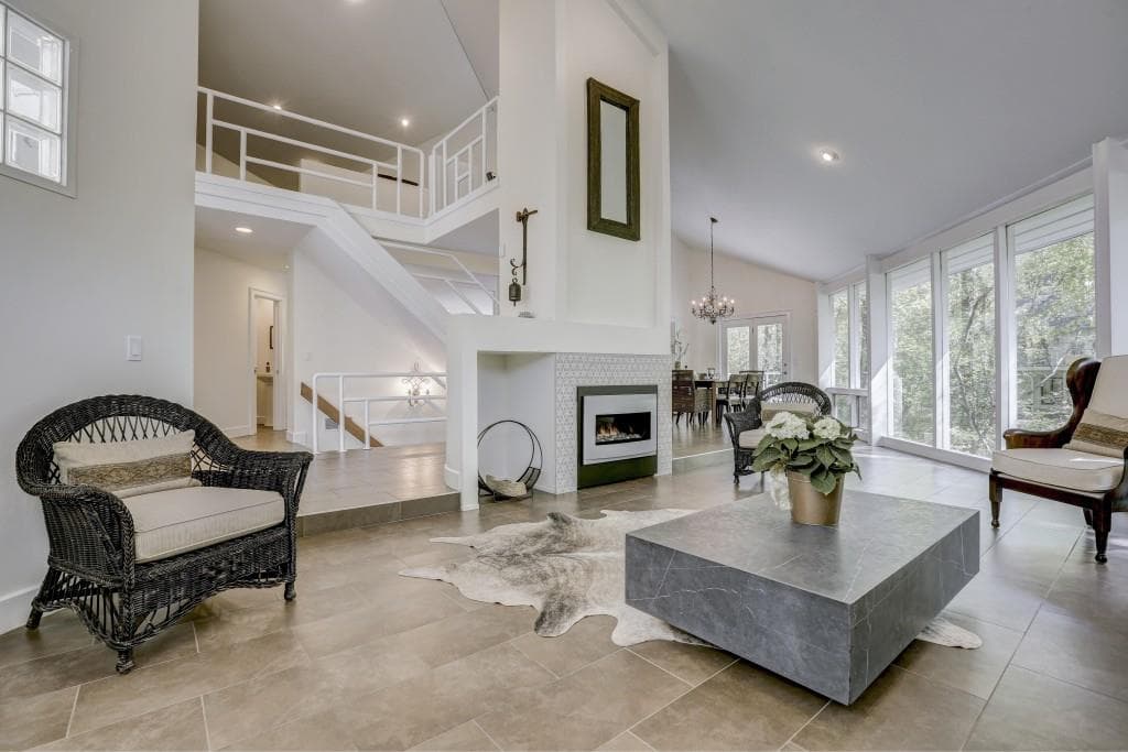 3 bedroom, 3,829 sq ft single family residence sold at 625 Idlewood Drive, Atlanta, GA 30327