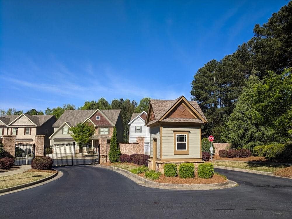 6 bedroom, 3,686 sq ft single family residence sold at 3678 Saddlemaker Drive, Buford, GA 30519