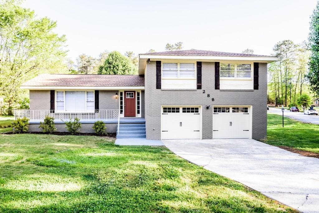 4 bedroom, 2,022 sq ft single family residence sold at 288 Prairie view Place, Atlanta, GA 30311