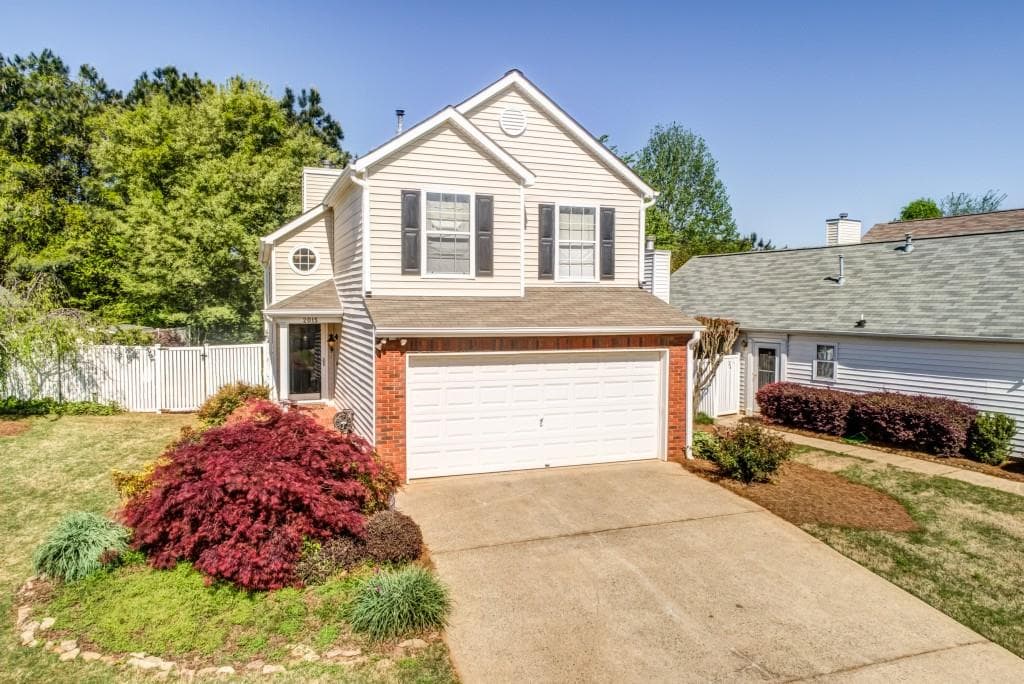 3 bedroom, 1,188 sq ft single family residence sold at 2015 Britley Park Crossing, Woodstock, GA 30189
