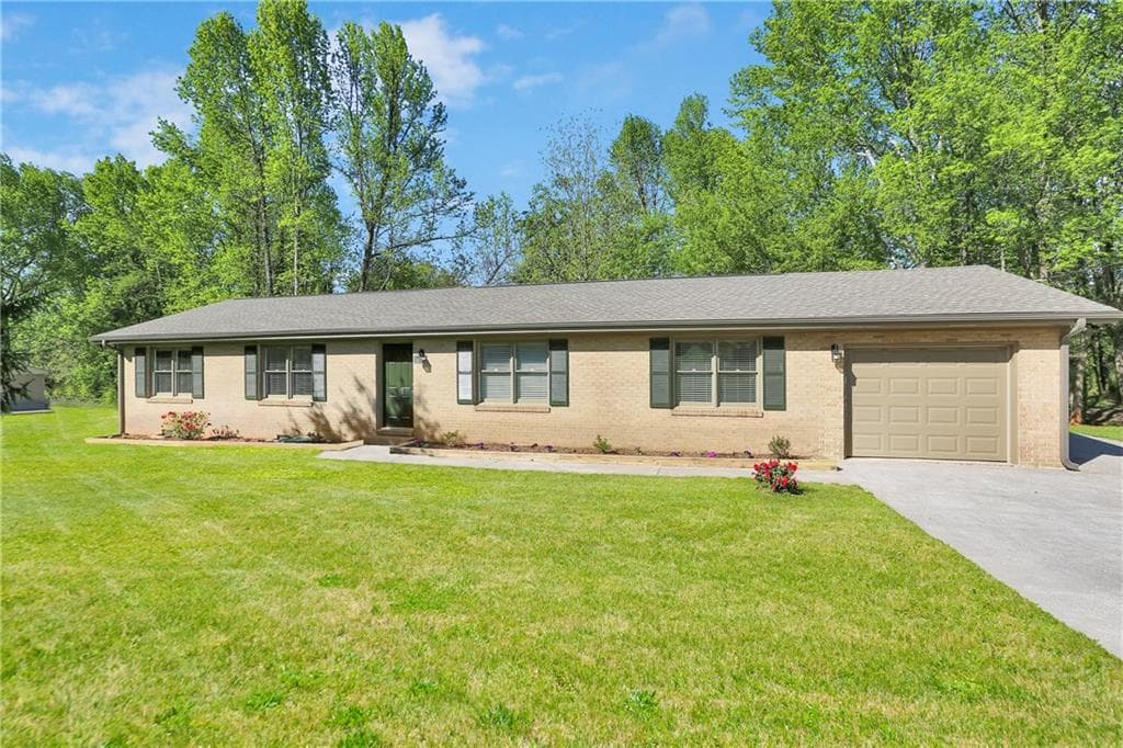 885 Lee Drive, Marietta, GA 30060 — most recent listing photo