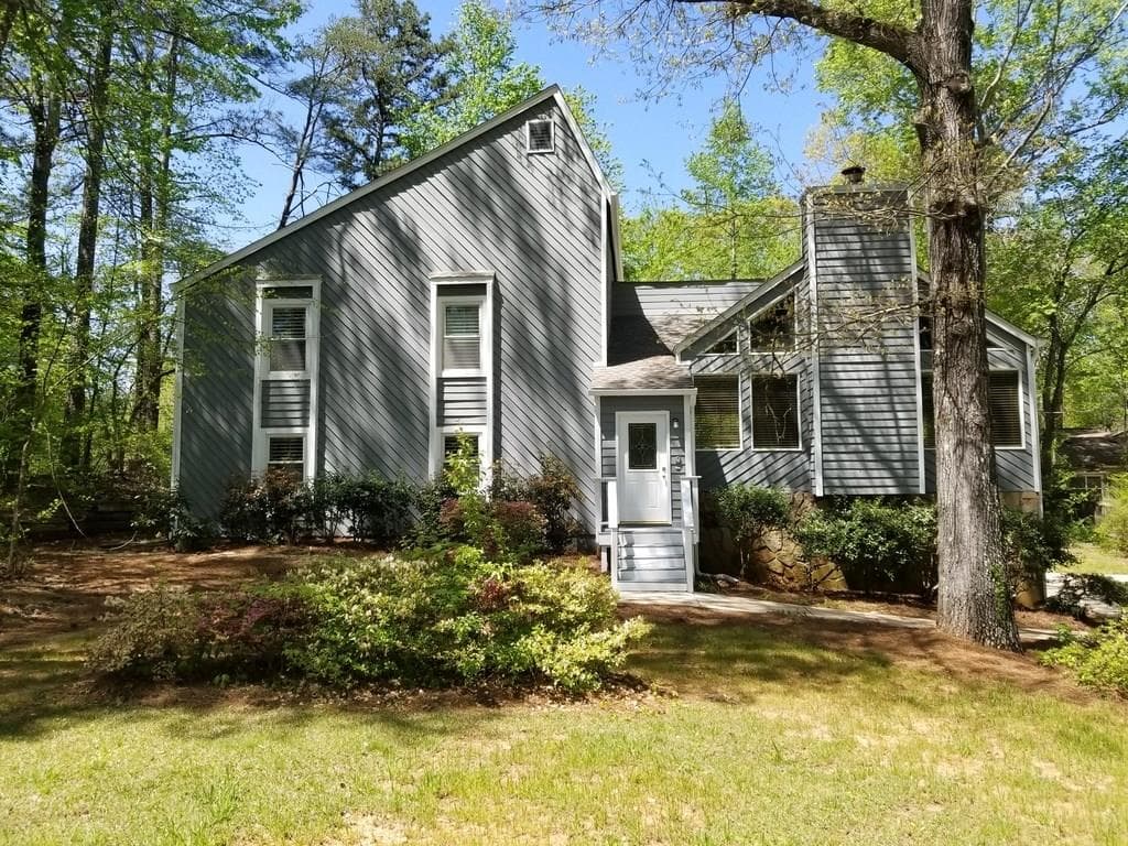 4 bedroom, 1,538 sq ft single family residence sold at 3211 Ethan Drive, Marietta, GA 30062