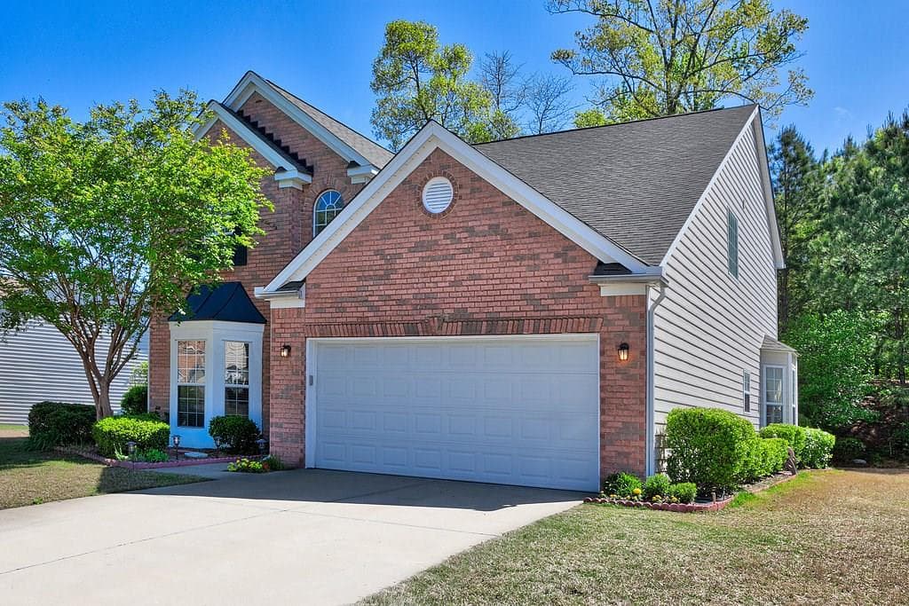 4 bedroom single family residence sold at 2203 Beacon Crest Drive, Buford, GA 30519