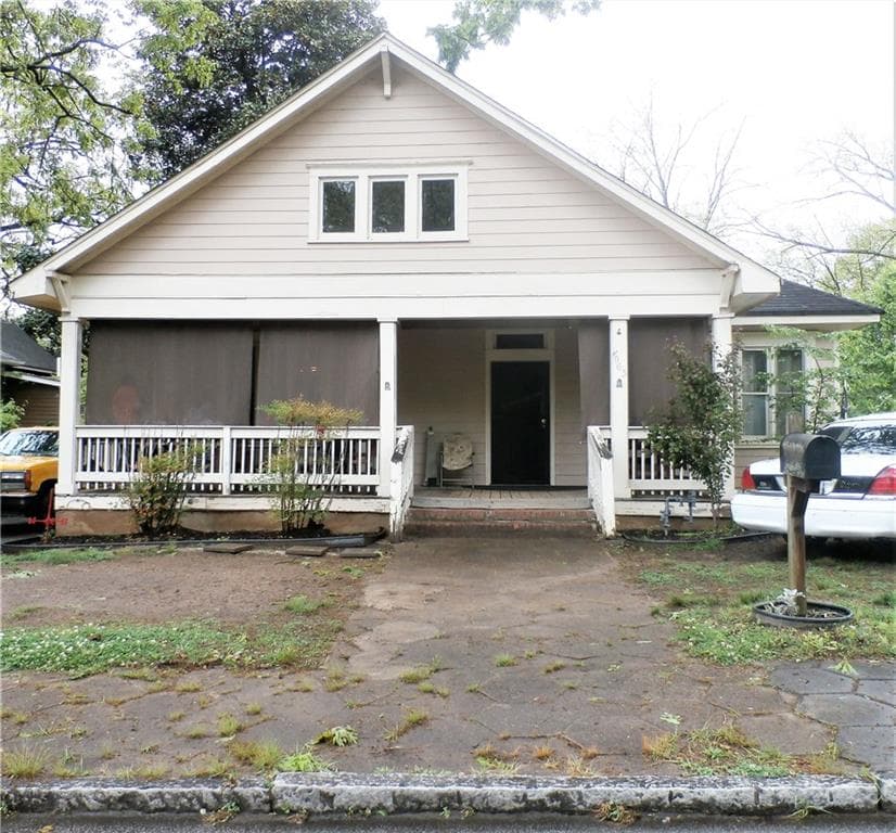 3 bedroom, 1,390 sq ft single family residence sold at 1063 White Oak Avenue, Atlanta, GA 30310