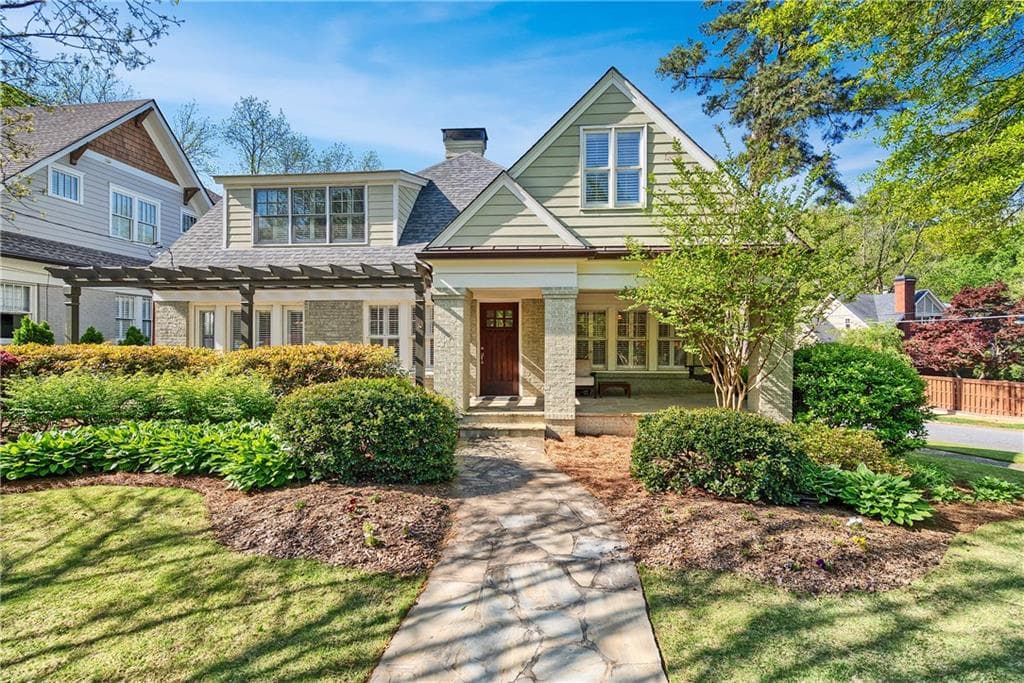 4 bedroom, 4,571 sq ft single family residence sold at 1284 N Morningside Drive, Atlanta, GA 30306