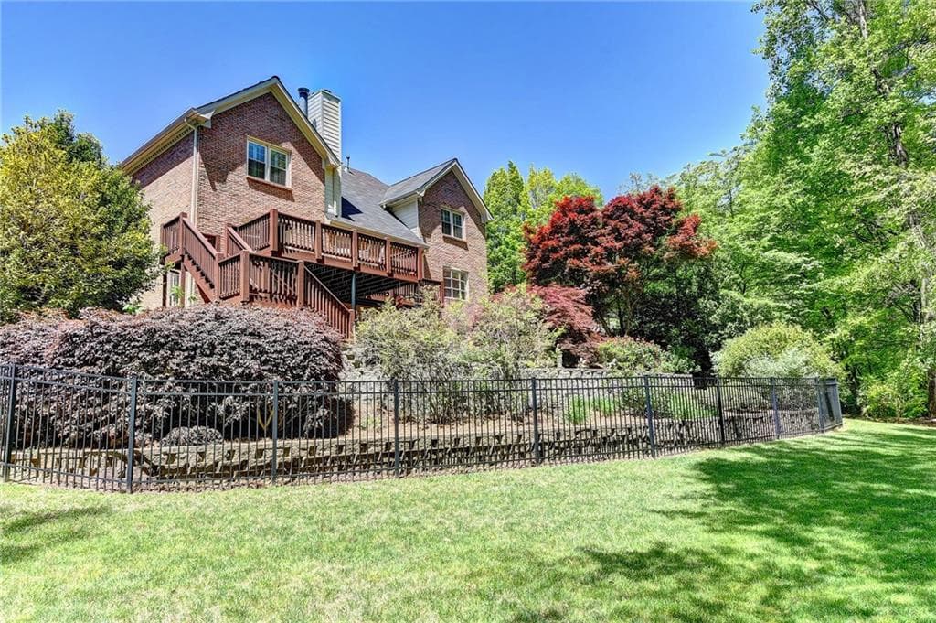 4 bedroom, 3,086 sq ft single family residence sold at 3506 Greystone Circle, Atlanta, GA 30341