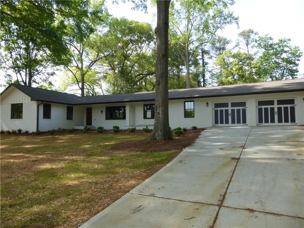 3 bedroom, 2,170 sq ft single family residence sold at 2926 Pangborn Road, Decatur, GA 30033