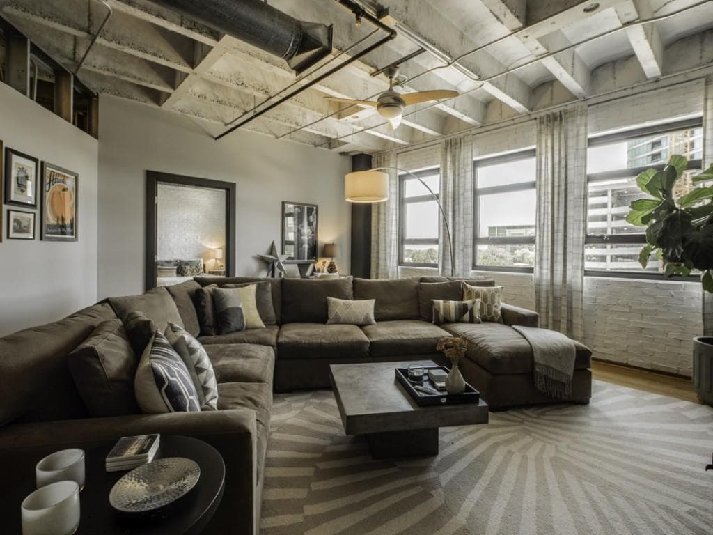 1 bedroom, 1,136 sq ft condominium sold at 878 Peachtree Street 405, Atlanta, GA 30309