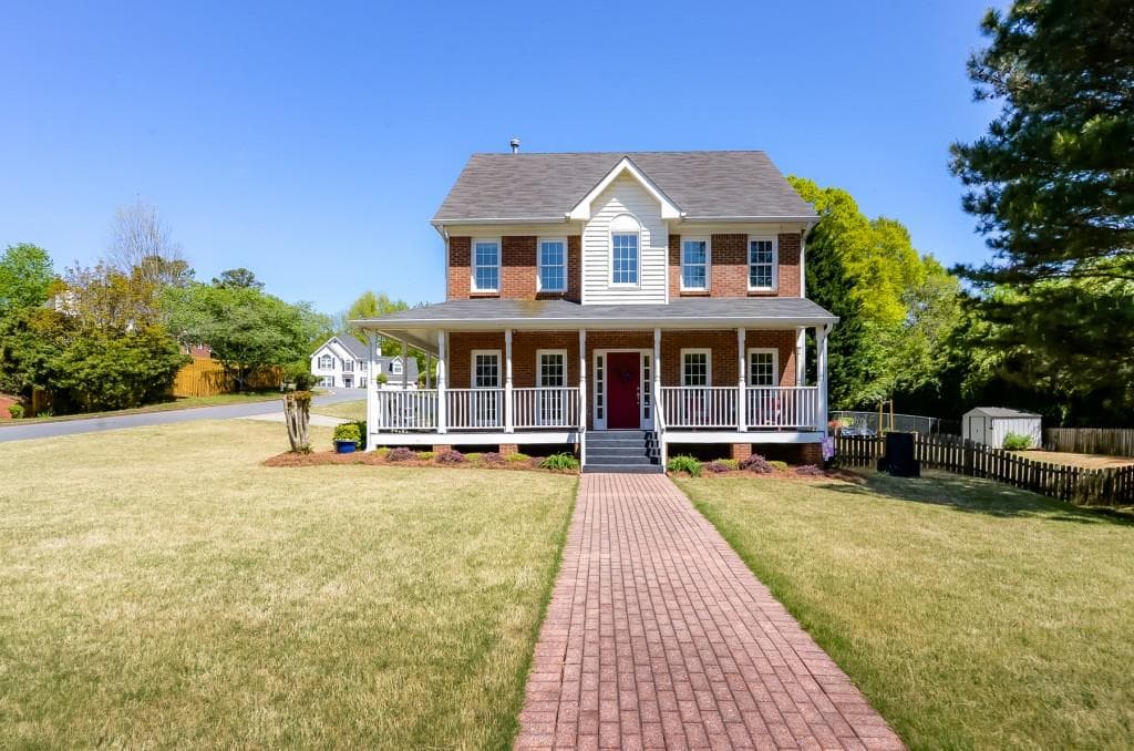 4 bedroom, 2,420 sq ft single family residence sold at 480 Trammell Drive, Alpharetta, GA 30009
