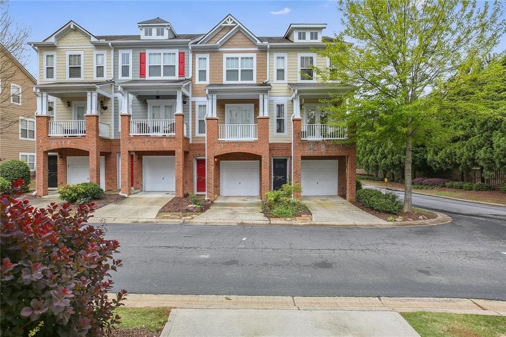 2 bedroom, 1,484 sq ft townhouse sold at 3317 Seaward View, Alpharetta, GA 30004