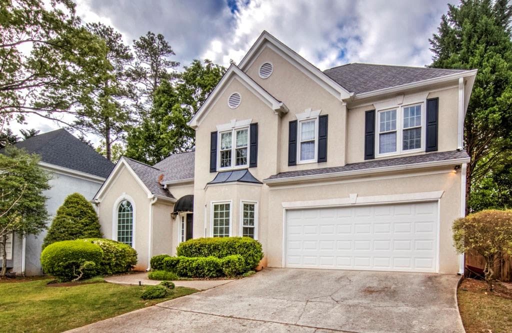 3 bedroom, 2,387 sq ft single family residence sold at 2614 Willow Cove, Decatur, GA 30033