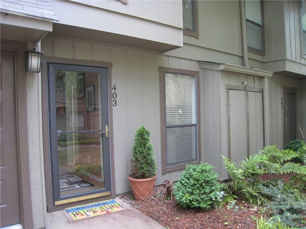 403 Cumberland Court, Smyrna, GA 30080 — most recent listing photo