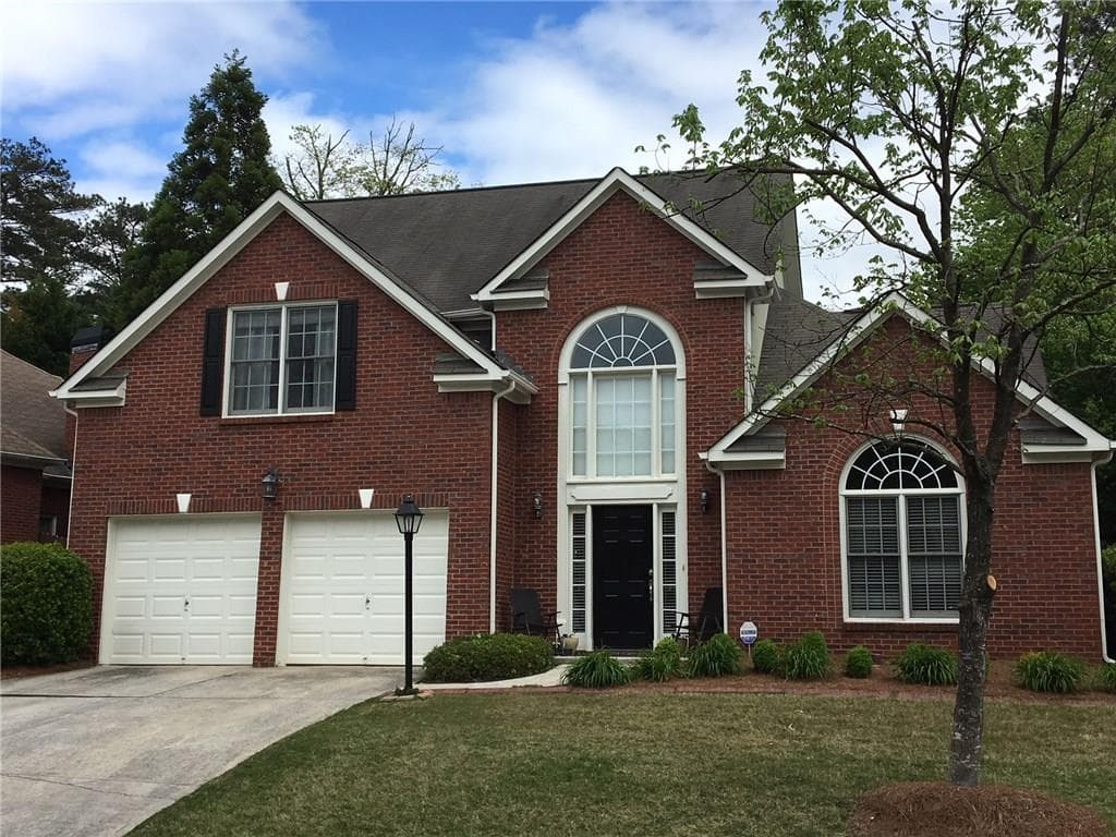 4 bedroom, 2,945 sq ft single family residence sold at 4923 Durley Lane, Smyrna, GA 30082