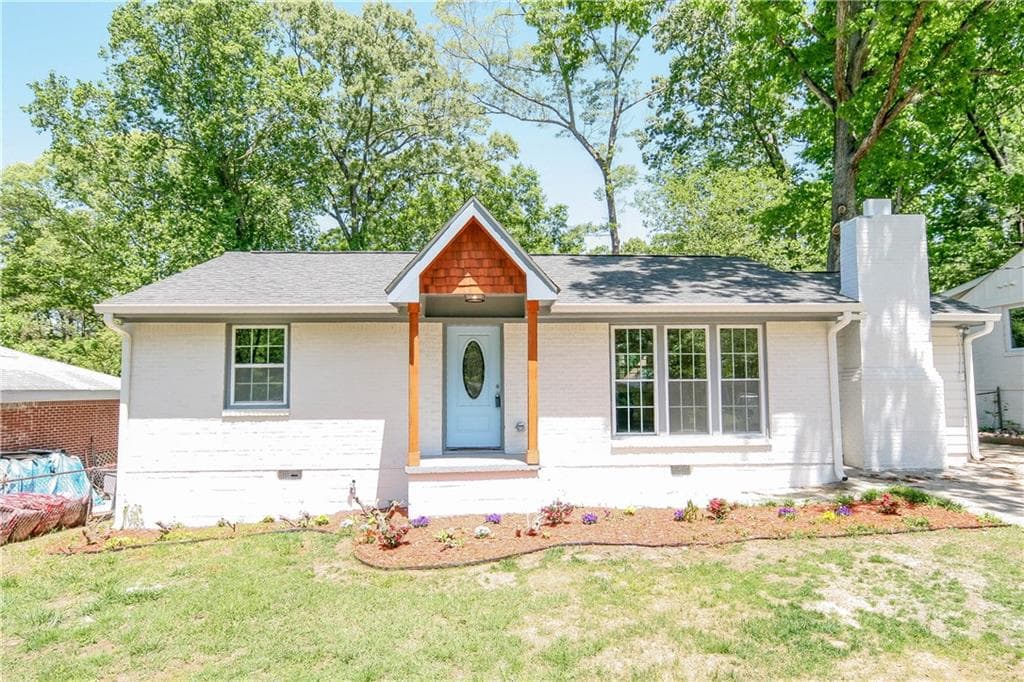 3 bedroom, 1,200 sq ft single family residence sold at 2958 Westbury Drive, Decatur, GA 30033