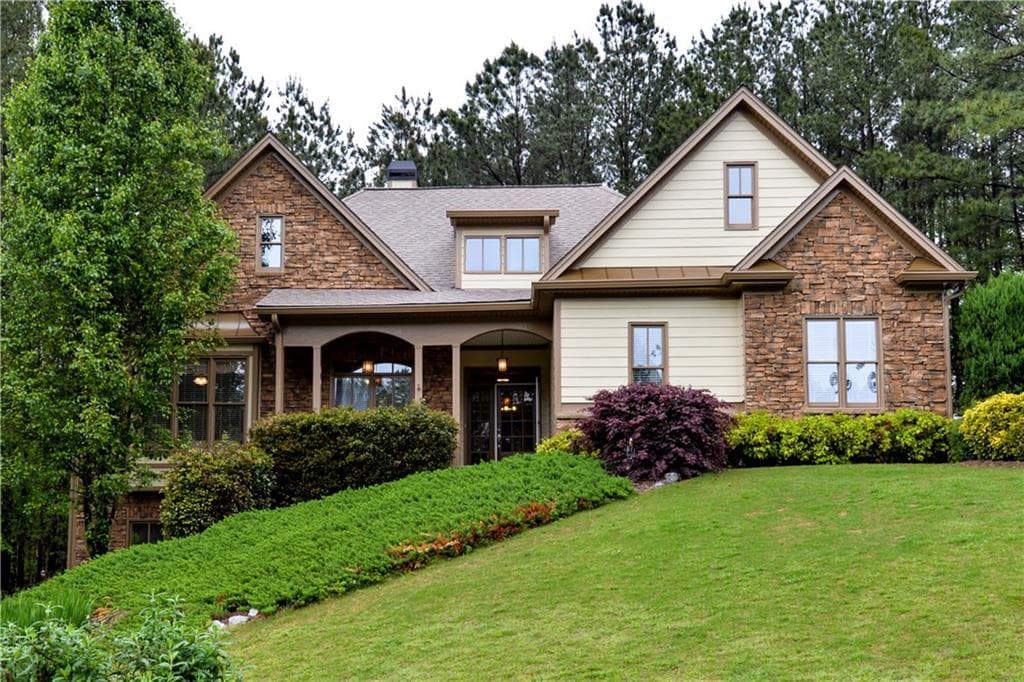 3 bedroom, 2,321 sq ft single family residence sold at 510 Huntington Drive, Ball Ground, GA 30107