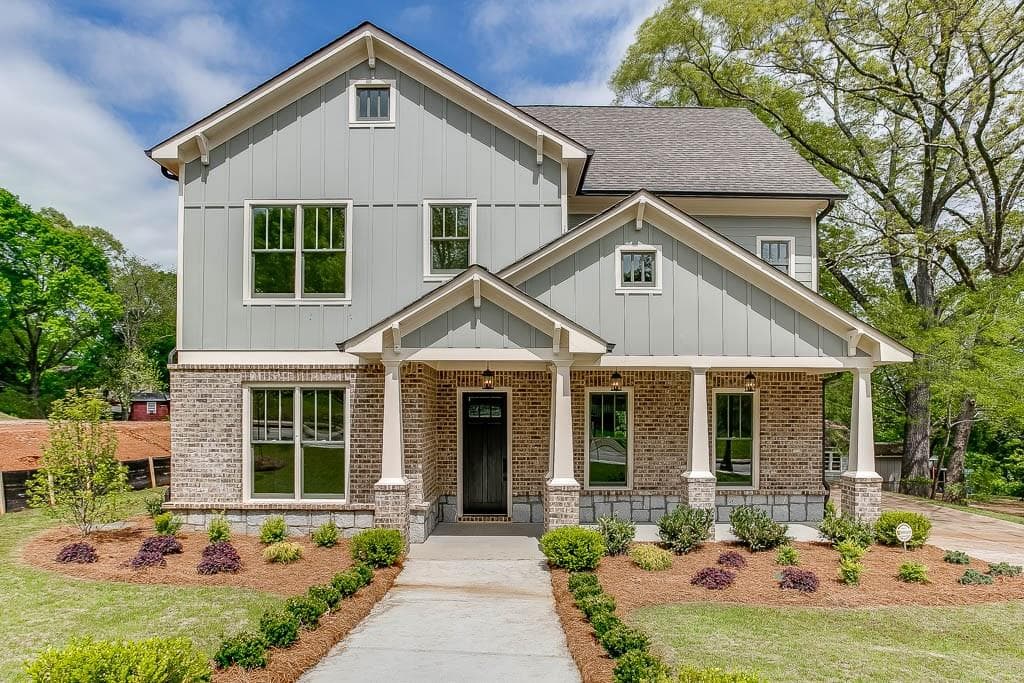 4 bedroom, 3,018 sq ft single family residence sold at 510 S Hill Street, Buford, GA 30518