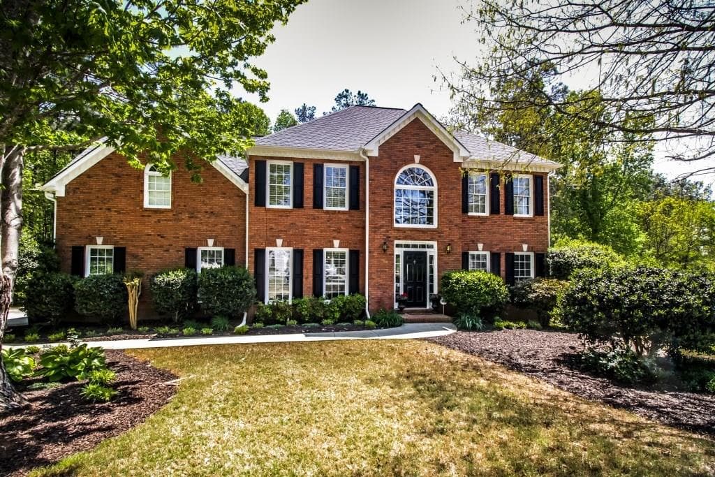 4 bedroom, 4,293 sq ft single family residence sold at 6195 Braidwood Trail, Acworth, GA 30101