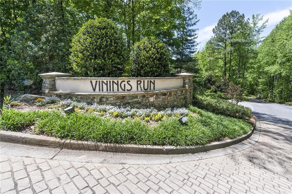 2 bedroom, 1,527 sq ft condominium sold at 2210 Cumberland Court 2210, Smyrna, GA 30080