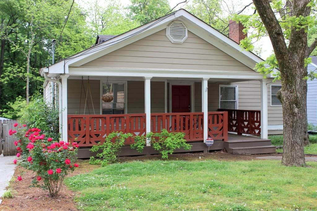 3 bedroom, 1,526 sq ft single family residence sold at 225 Rockyford Road, Atlanta, GA 30317
