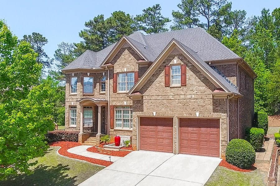 6 bedroom, 3,717 sq ft single family residence sold at 5298 NE Newport Bay Passage, Alpharetta, GA 30005