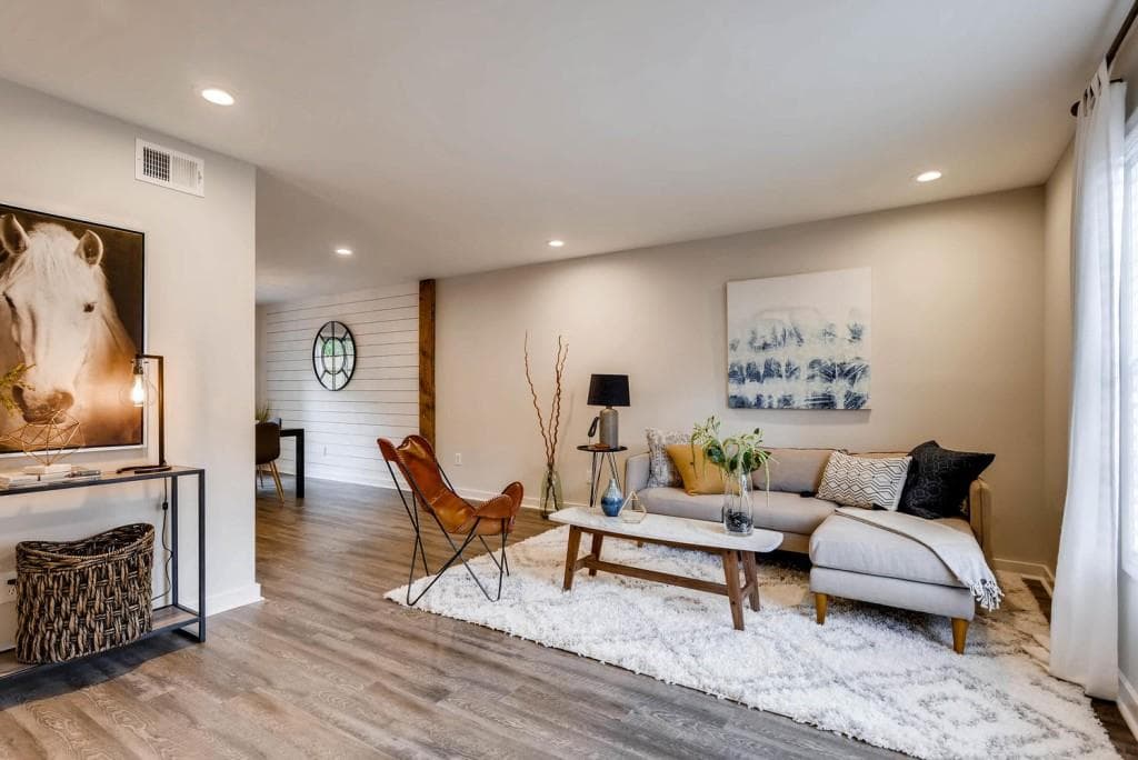 2 bedroom, 1,194 sq ft townhouse sold at 6306 Park Avenue, Atlanta, GA 30342