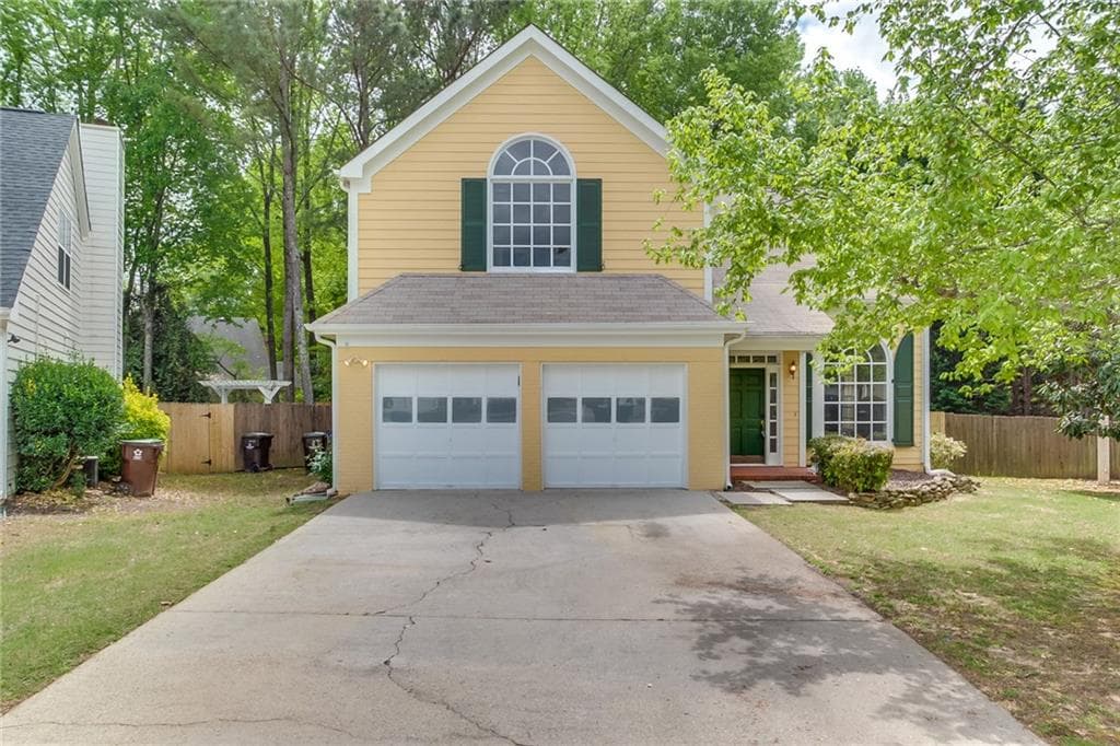 3 bedroom, 1,813 sq ft single family residence sold at 12095 Bluejay Terrace, Alpharetta, GA 30009