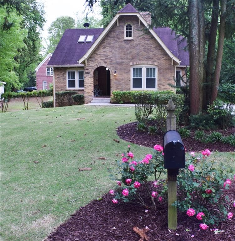4 bedroom, 2,338 sq ft single family residence sold at 2280 SW Belvedere Avenue, Atlanta, GA 30311